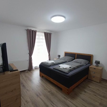 Neue, Moderne Penthousewohnung Sighişoara Exterior foto